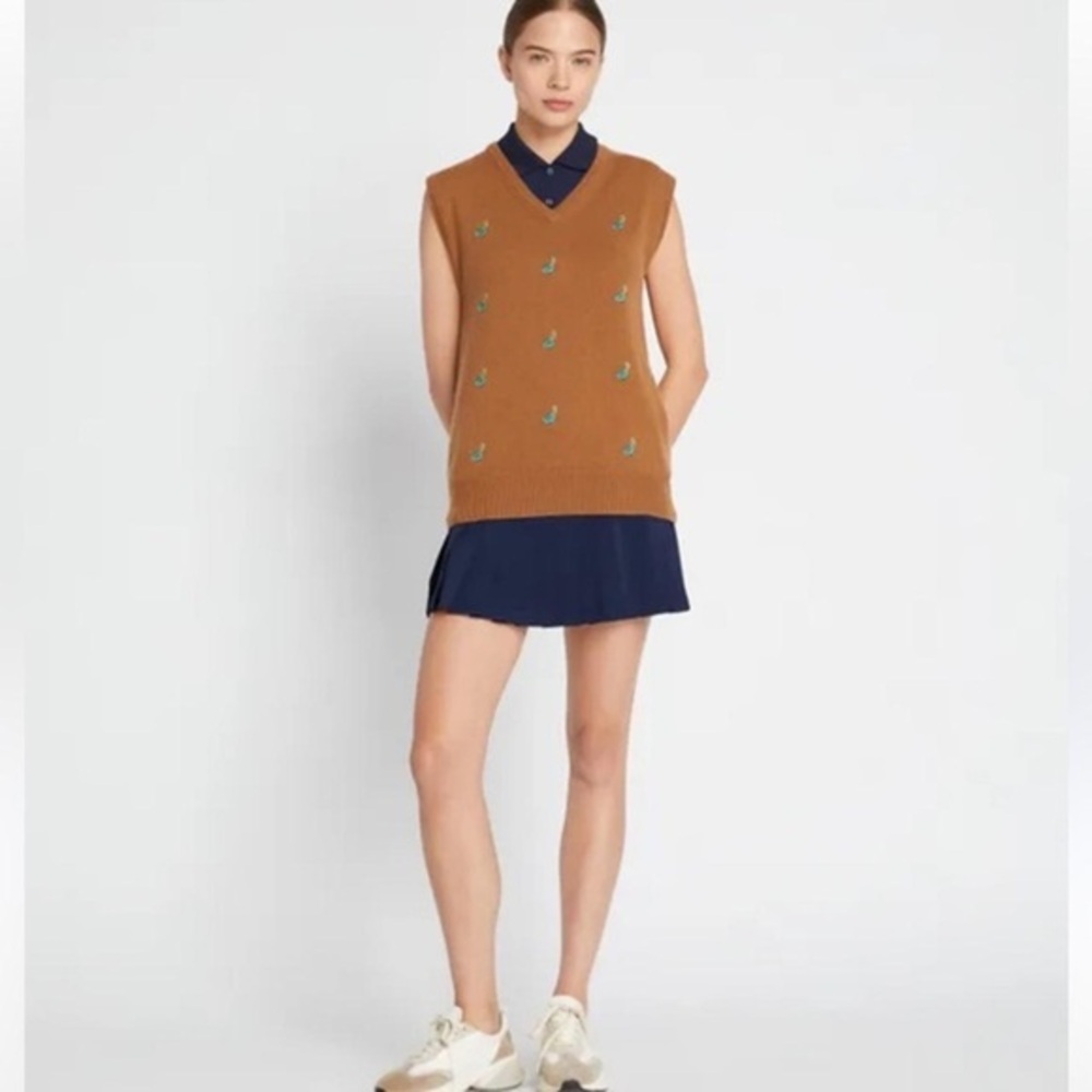 Tory Burch Cashmere V-Neck Sweater Vest in Allspice sz S